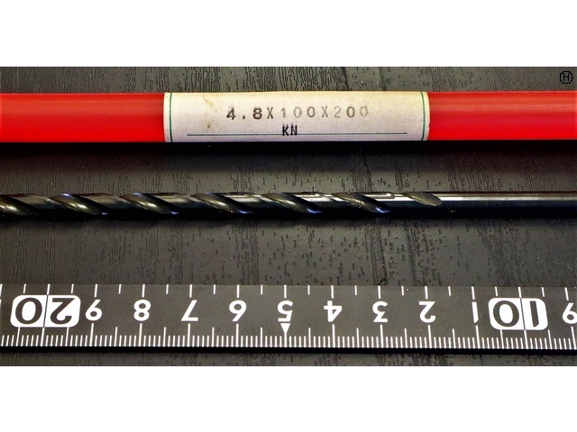 KOBE STEEL 4.8×100×200 未使用 Drill Image 2