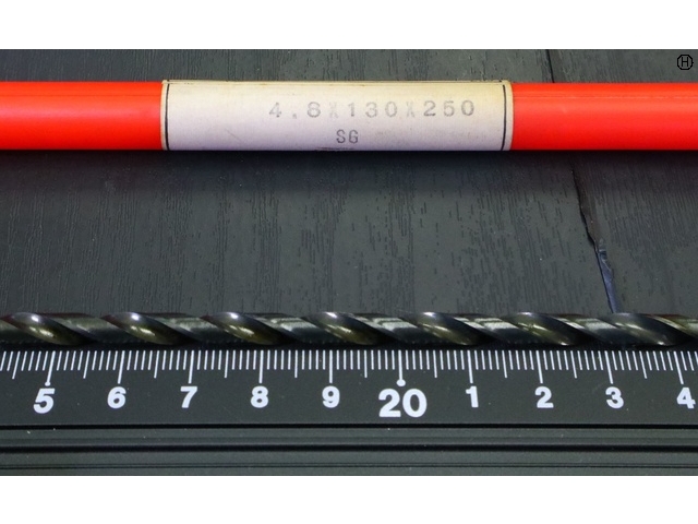 KOBE STEEL 4.8×130×250 未使用 Drill Image 2