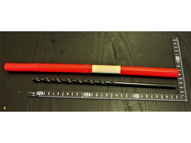 KOBELCO 8.3×180×300 未使用 ドリル の画像 1枚目