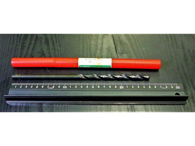 KOBELCO 8.8×130×250 未使用 ドリル の画像 1枚目
