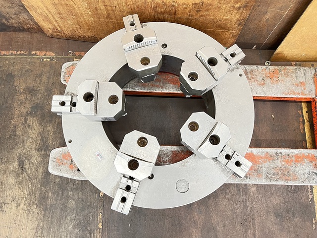 --  Lathe Chuck Image 2