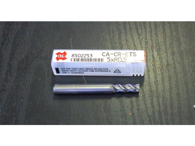 OSG CA-CR-ETS 5×R0.5 未使用 エンドミル の画像 1枚目