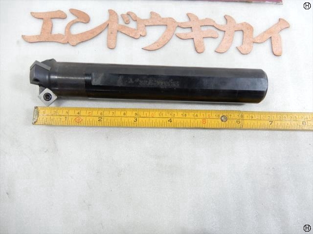 三菱マテリアル 32×200×32 3枚刃 シャンク径32mm エンドミル の画像 2枚目
