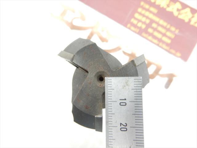 三菱マテリアル 32×200×32 3枚刃 シャンク径32mm エンドミル の画像 5枚目