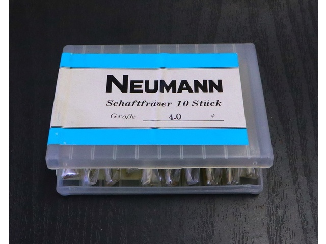 NEUMANN Φ4 10個 未使用 End Mill Image 1