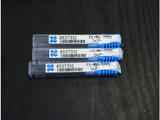 OSG 1×2° 3個 未使用 End Mill Image 1