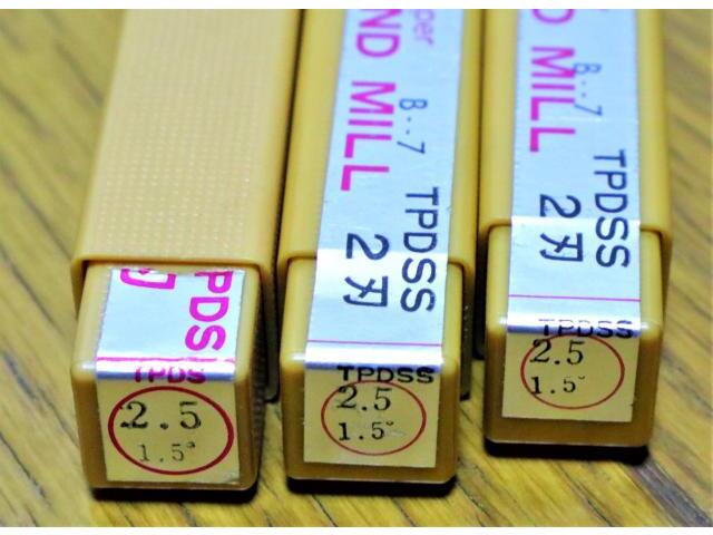 OSG 2.5, 1.5°, 3個 未使用 エンドミル の画像 3枚目
