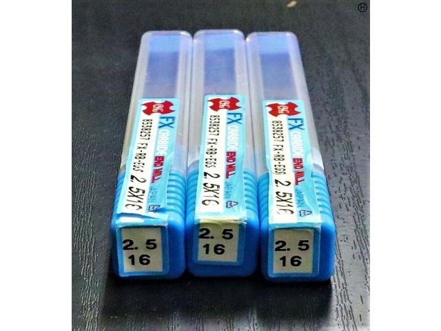 OSG 2.5×16 3個 未使用 エンドミル の画像 2枚目