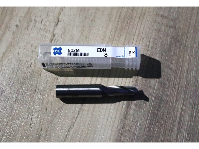 OSG EDN 8 未使用 エンドミル の画像 1枚目