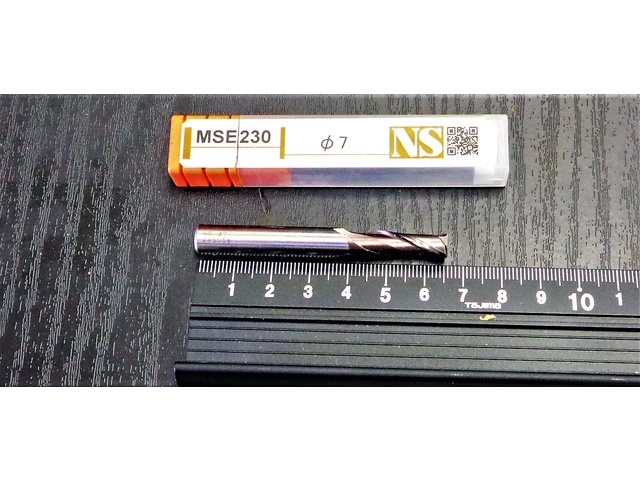 OSG MSE230 Φ7 未使用 End Mill Image 2