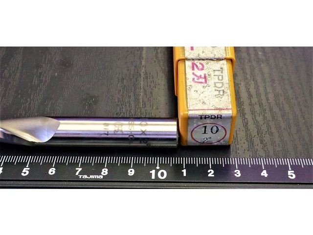 OSG TPDR 10×2° 未使用 エンドミル の画像 2枚目