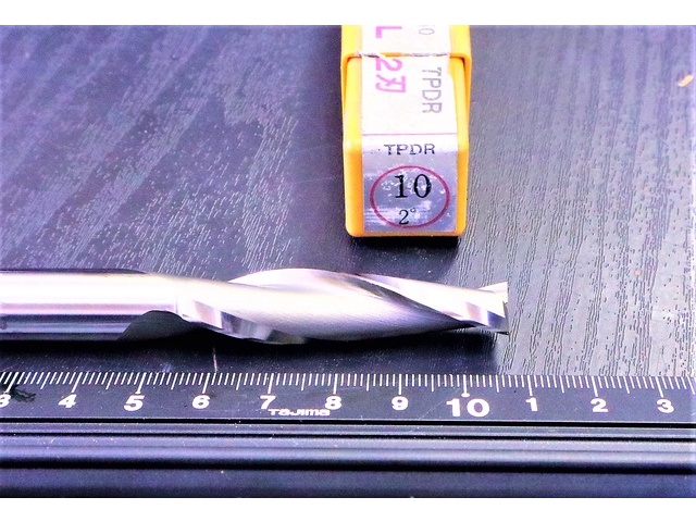 OSG TPDR 10×2°未使用 エンドミル の画像 2枚目