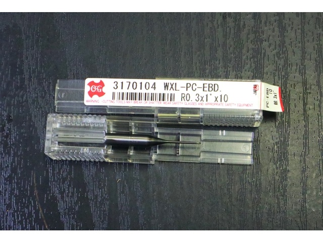 OSG WXL-PC-EBD R0.3×1°×10 未使用 エンドミル の画像 1枚目