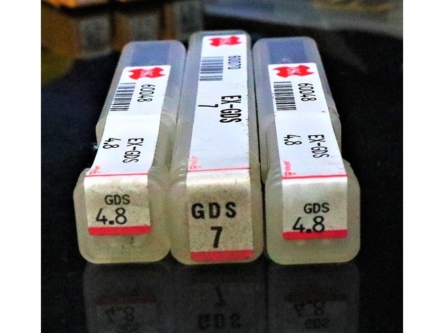 OSG 一山 3個 未使用 エンドミル の画像 2枚目