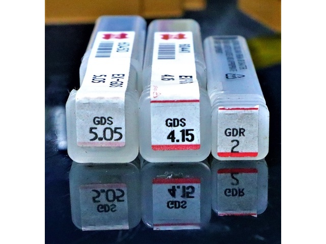OSG 一山 3個 未使用 エンドミル の画像 2枚目