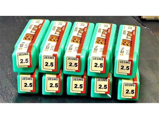 日立ツール 2.5 2ESMS 10個 未使用 エンドミル の画像 2枚目