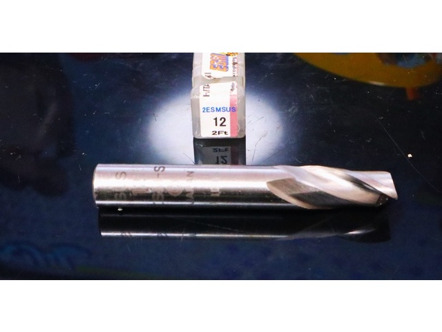 日立ツール 2ESMSUS 未使用 エンドミル の画像 1枚目