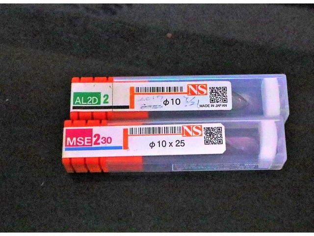 日進工具 NS 一山 2個 未使用 エンドミル の画像 1枚目
