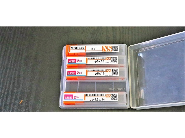 日進工具 NS 一山 4個 未使用 エンドミル の画像 1枚目