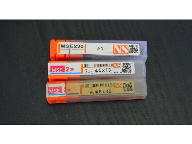  一山 3個 未使用 エンドミル の画像 1枚目