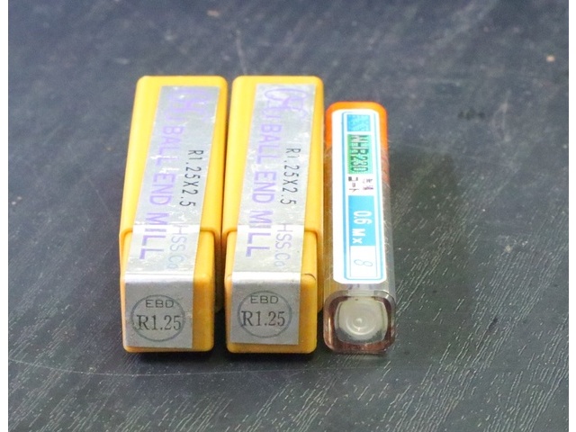  一山 3個 未使用 エンドミル の画像 2枚目