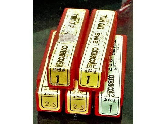  一山 5個 未使用 エンドミル の画像 2枚目