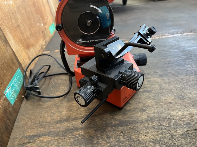 --  Tool Grinder Image 6