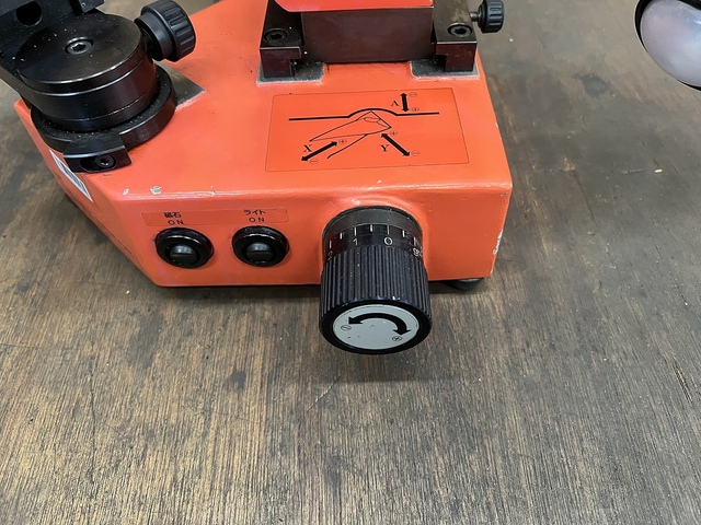 --  Tool Grinder Image 8