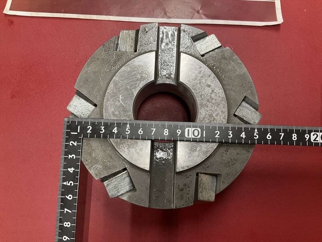 TUNGALOY 806-R 6枚刃 Milling Cutter Image 4