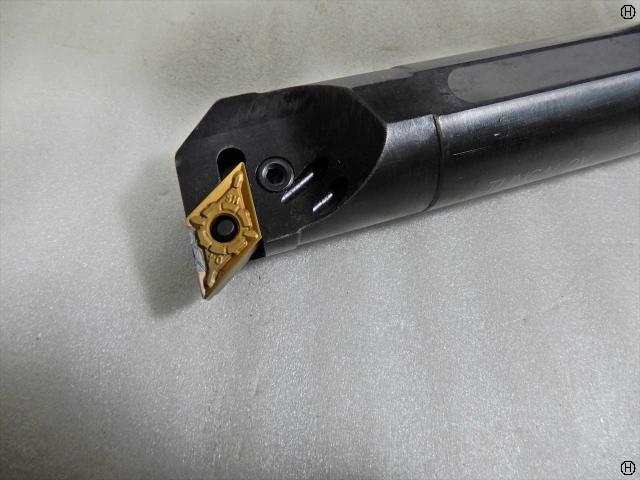 TUNGALOY T32U-PDUNR15C B14 Bite Image 2