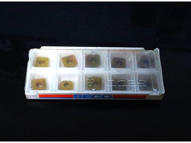 SECO TOOLS SEEX09T3AFTN-D09 T20M 10個 未使用 Insert Chip Image 1