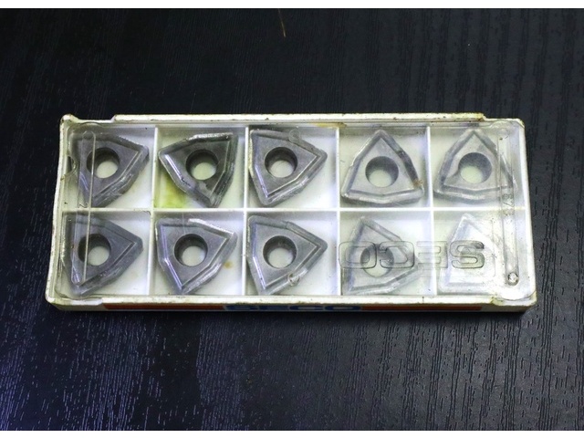 SECO TOOLS WCMX080412-86 P40 S60M 未使用 Insert Chip Image 1