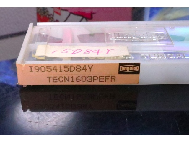 TUNGALOY I905415D84Y 10個 未使用 Insert Chip Image 2
