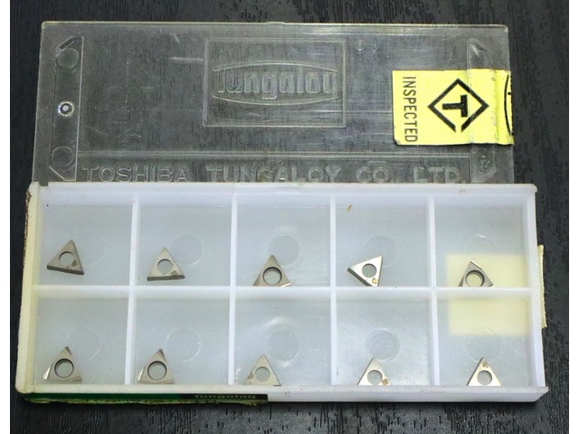 TUNGALOY TPGM070104L 10個 未使用 Insert Chip Image 1