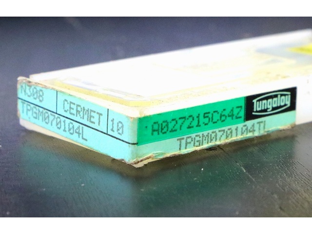 TUNGALOY TPGM070104L 10個 未使用 Insert Chip Image 2