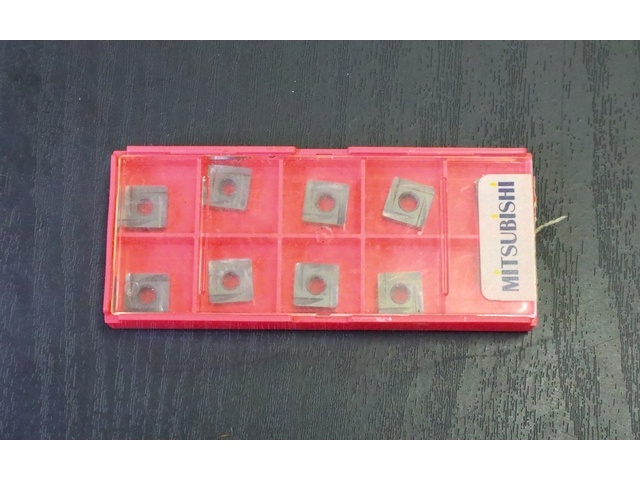 MITSUBISHI MATERIALS SNGG09038R HTi10 10個 未使用 Insert Chip Image 1