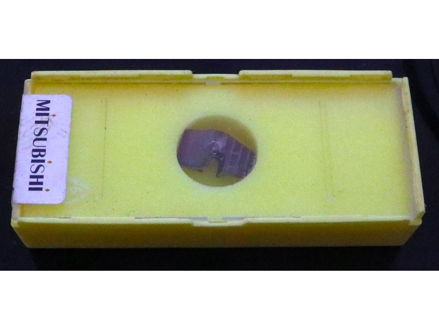 MITSUBISHI MATERIALS TAWN1800T VP10H 未使用 Insert Chip Image 1