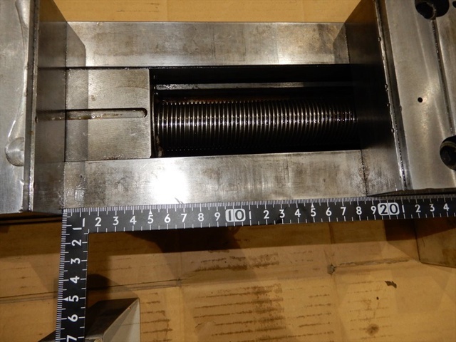 Kitagawa VQ125 Vice Image 4