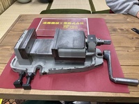 津田駒工業 口巾128mm 高さ40mm 最大開き88mm バイス B-SO-63-i の画像