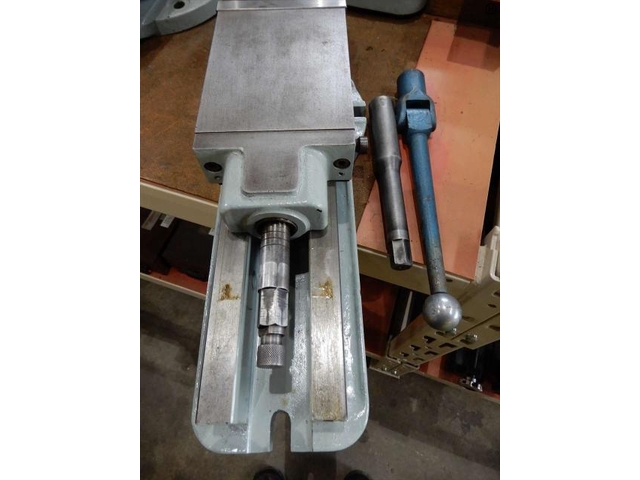 TAKEDA MACHINE TOOLS TK-125HVS Vice Image 2