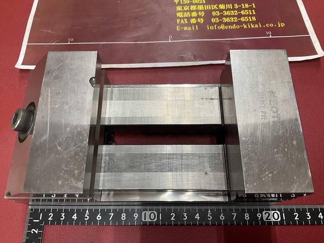 SAKAE SEIKI PVE-D100 Vice Image 4