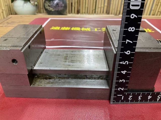  79J0578 口金巾70mm口金高さ25mm口金開き80m バイス の画像 2枚目