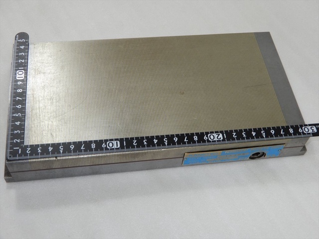 カネツー RMWH-1530A マグネットチャック の画像 2枚目