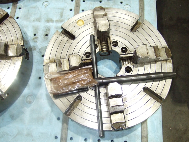  四ツ爪φ400 Lathe Chuck Image 3
