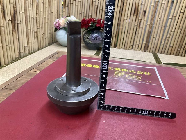  MT4 Revolving Center/Live Center Image 2