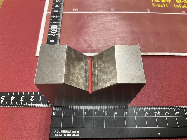  奥行75×巾32×高さ60mm V溝最大幅=36mm V Block and M Block Image 3