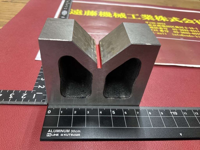  奥行75×巾32×高さ60mm V溝最大幅=36mm V Block and M Block Image 5