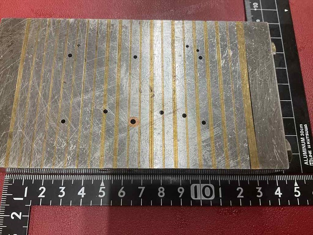  133×73×28mm 数ケ所穴あり Other blocks Image 2