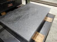 Ohnishi Sokutei 450×300×100mm 一部欠けあり Surface plate (Long side 0.00m~) J-83 Image