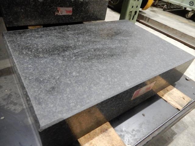 Ohnishi Sokutei 450×300×100mm 一部欠けあり Surface plate (Long side 0.00m~) Image 2